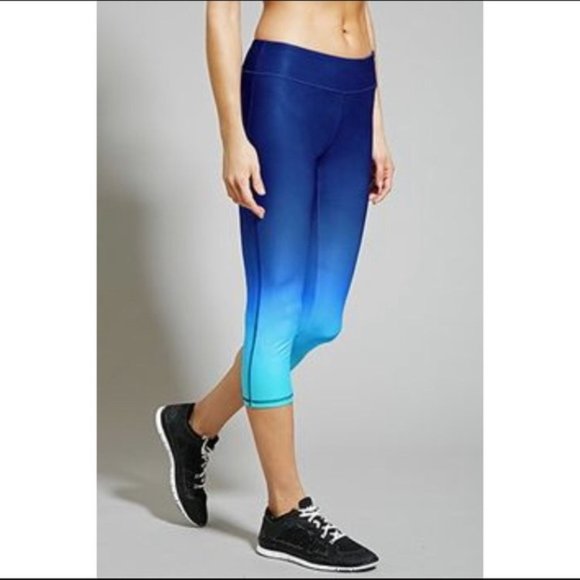 Ombre Capri Activewear Leggings - Picture 4 of 7